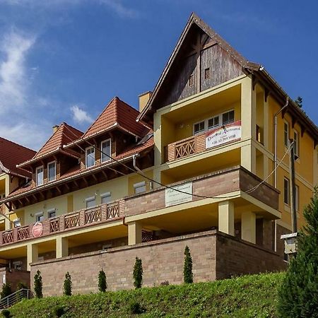 M&F Apartman Egerszalok Exterior photo