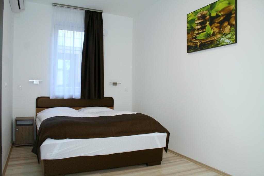 M&F Apartman Egerszalok Exterior photo
