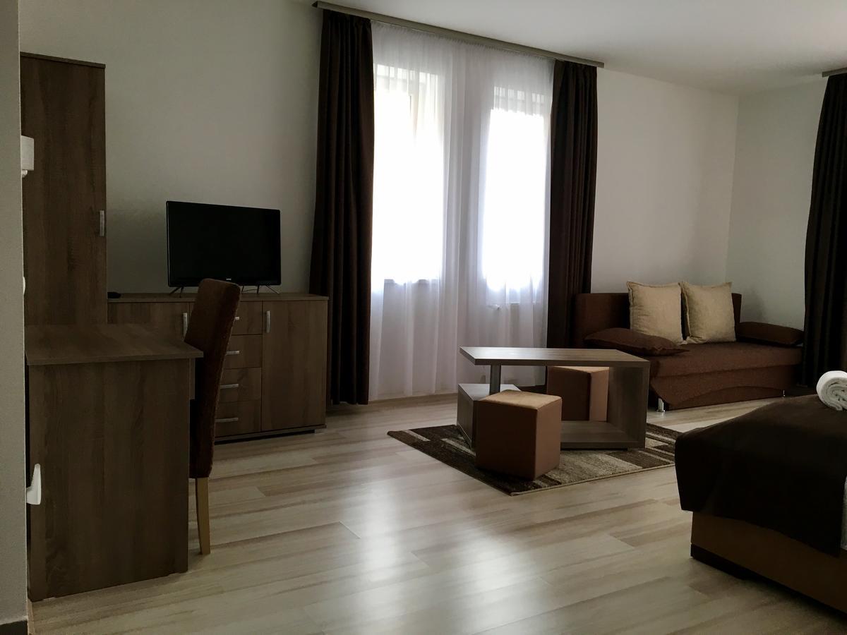 M&F Apartman Egerszalok Exterior photo